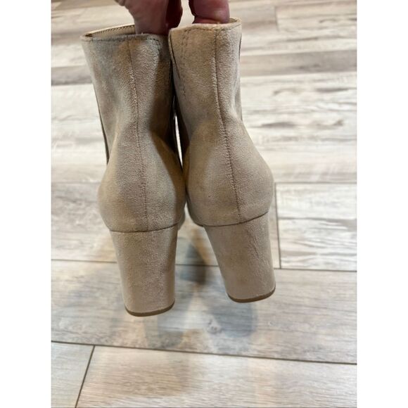A New Day Cream Tan Ankle Boots Size 10 - Picture 9 of 11
